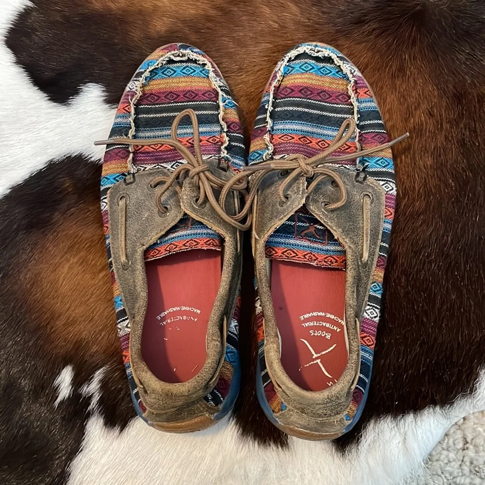 Serape Twisted X - Picture 2 of 4